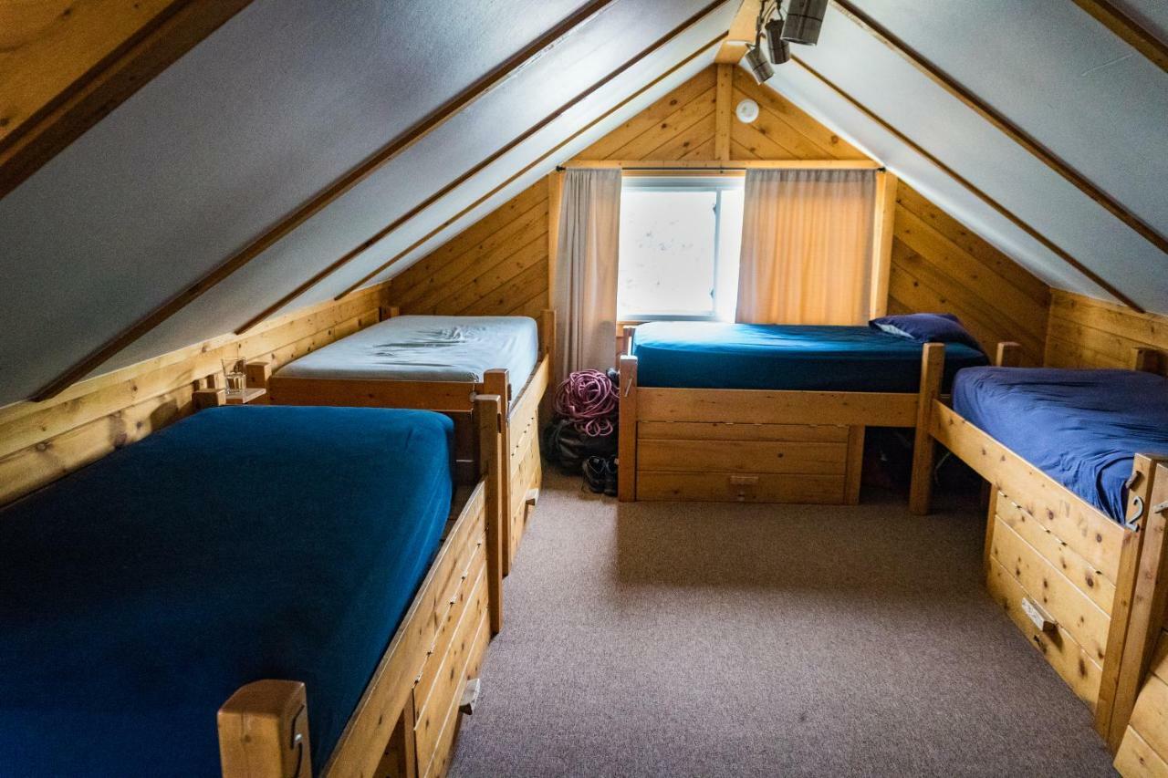 Estes Park Adventure Hostel ภายนอก รูปภาพ